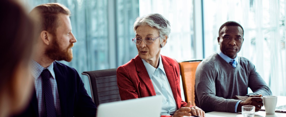 Les leviers pour maintenir les séniors en emploi 