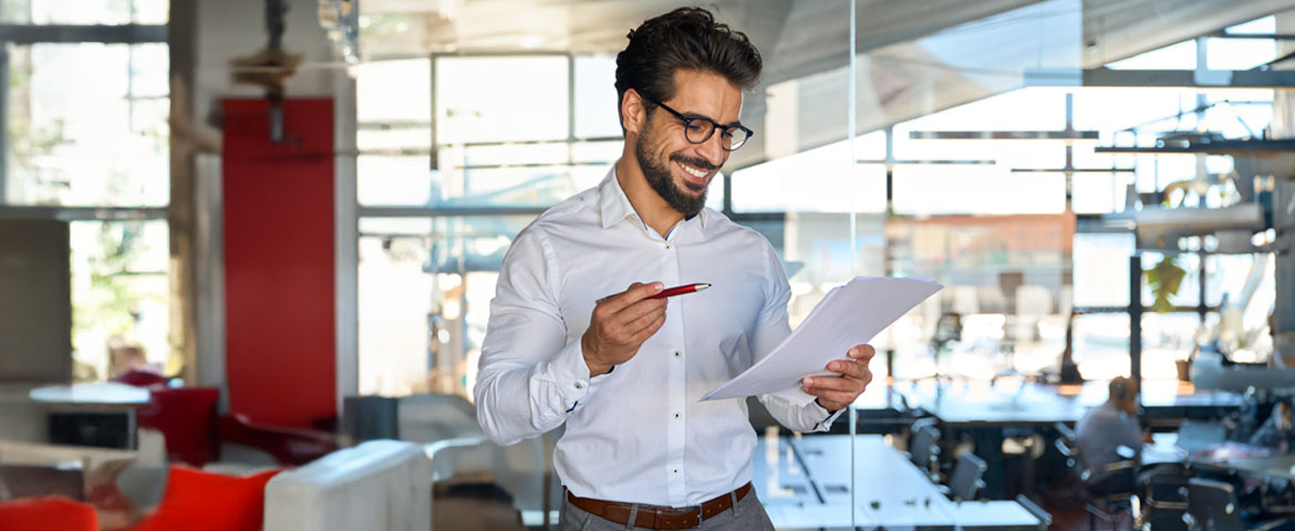 Auto-entrepreneur souscrit une assurance de prêt professionnel