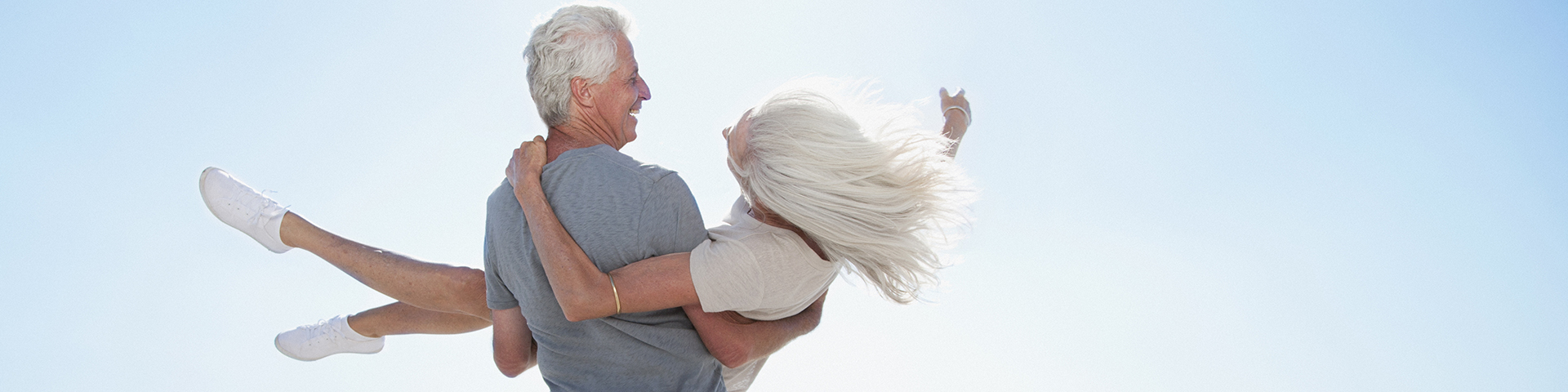 couple de retraités heureux