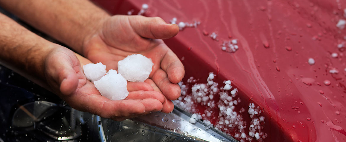 grêlons pris en mains