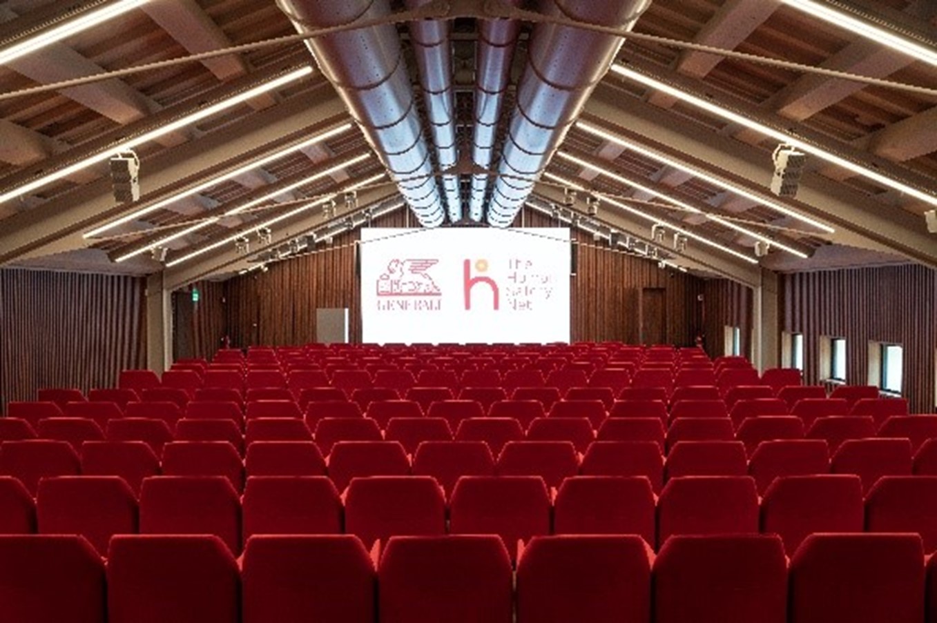 Crédits: Martino Lombezzi