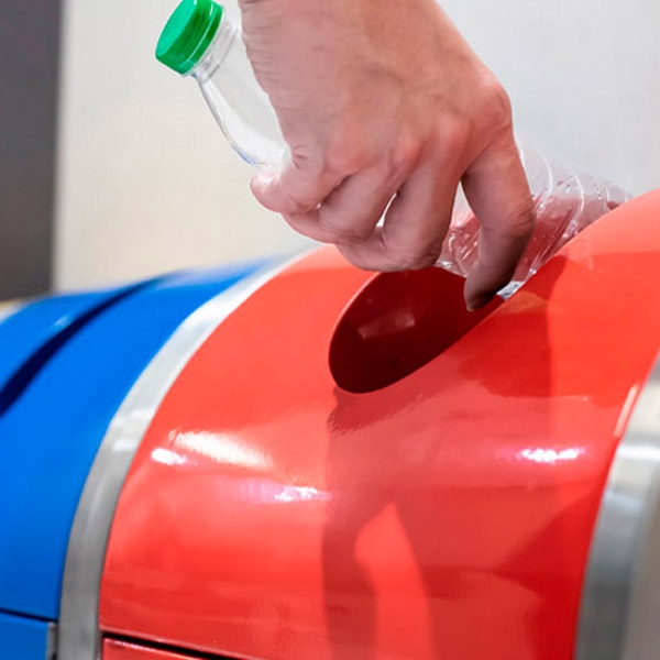 poubelles de recyclage