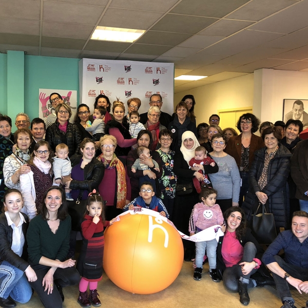 Photo de groupe des participants à l'inauguration de THSN à Agen