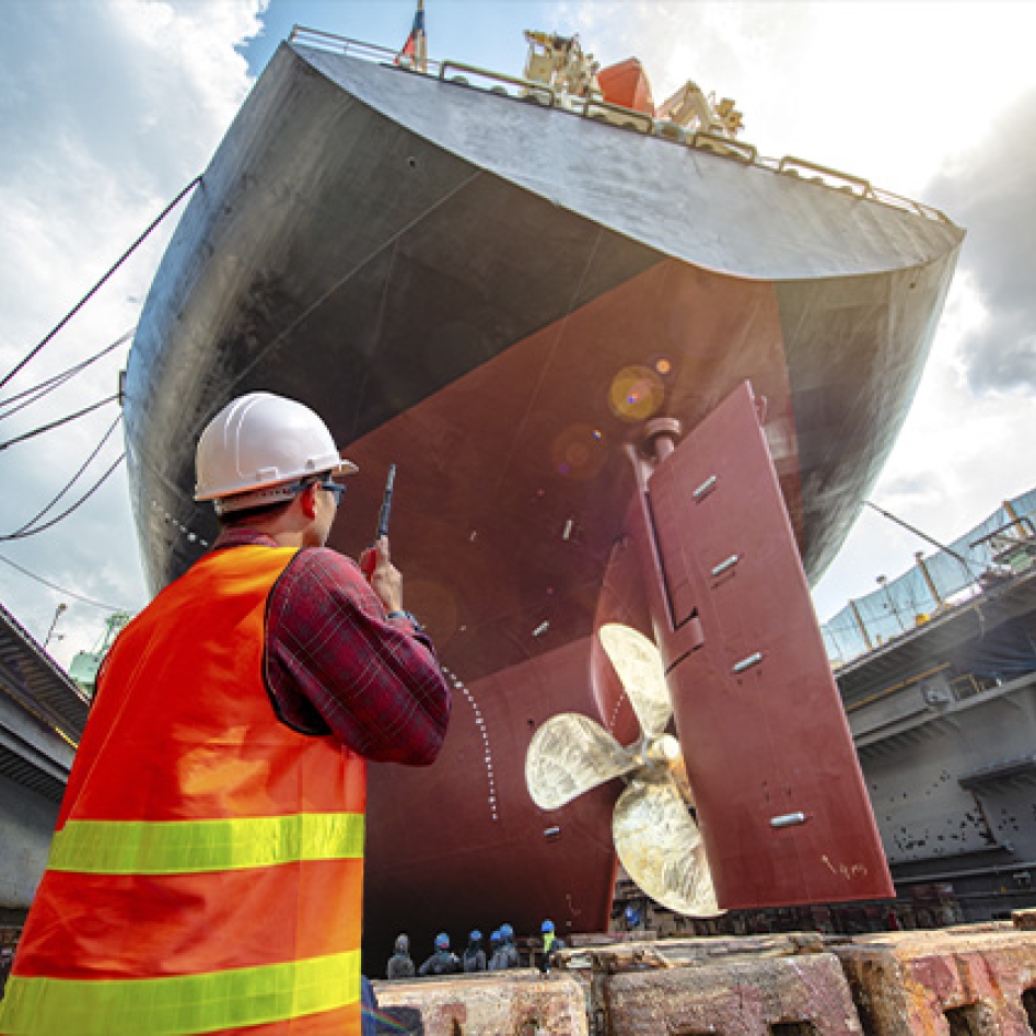 corps de navire chantier naval
