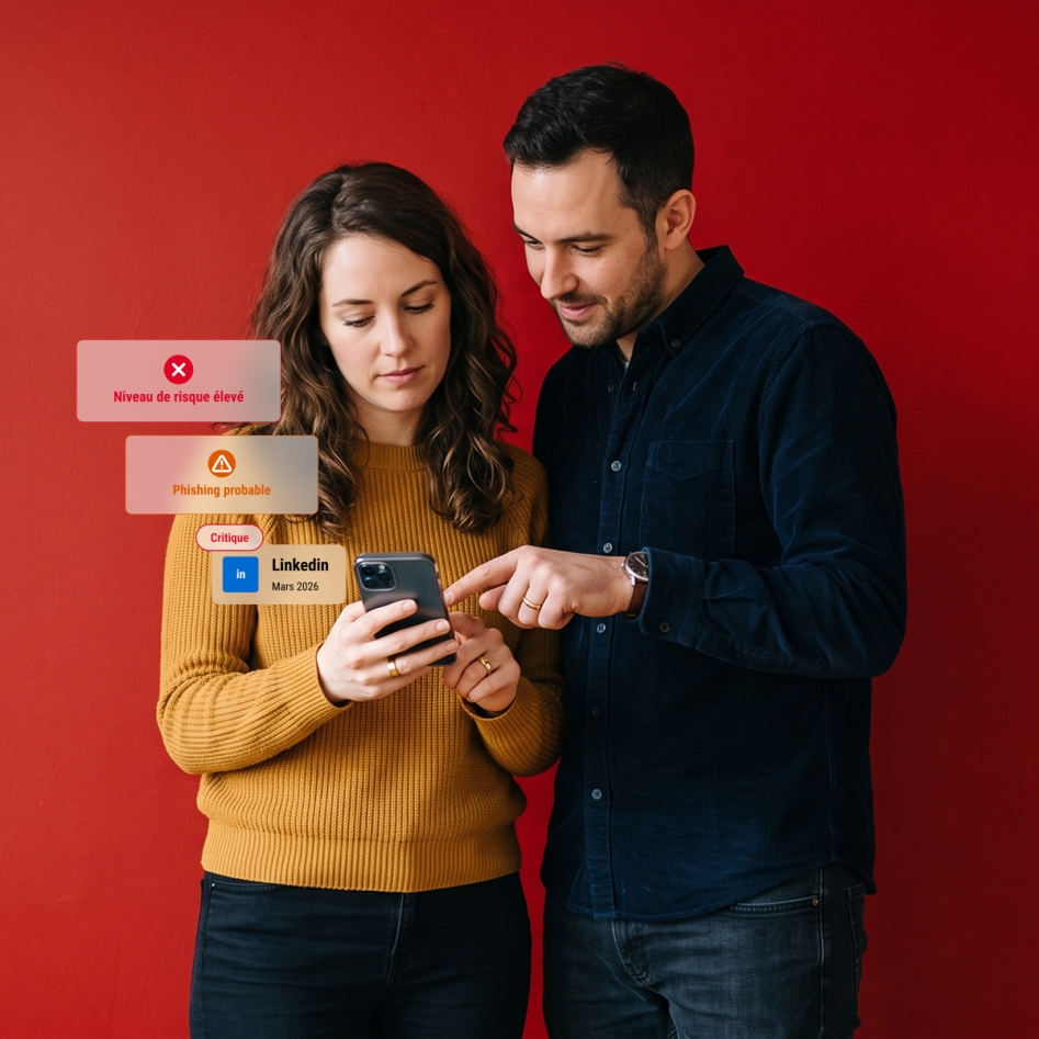 1 homme et 1 femme qui regarde un smartphone